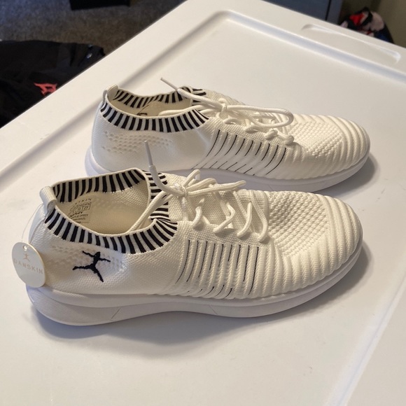 danskin tennis shoes